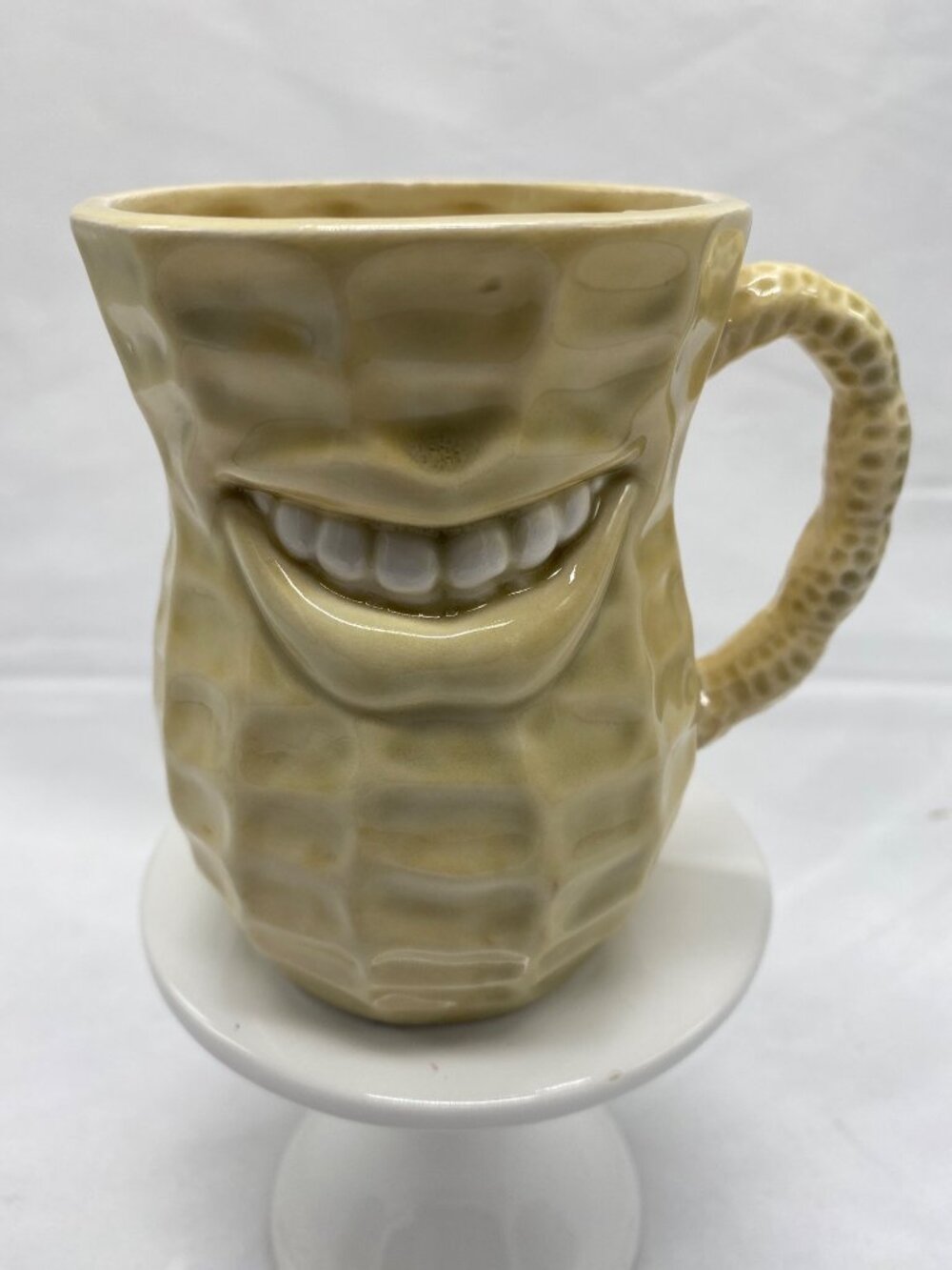 1970s President Jimmy Carter Smiling Peanut Ceramic Mug Cup